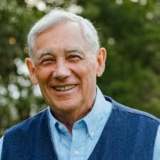 Such an honor to meet Bob Fetterhoff, his wife Roxanne and family here at  museum of the Bible in Washington, DC. Bob was the senior pastor at Grace  Church in Wooster, OH