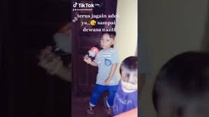 Dalam video tersebut terdapat seorang pria dan wanita di sebuah hotel, video yang berdurasi 9 menit itu pun langsung viral dan jadi bahan pencarian warganet. Biar Anak Akur Terus Youtube