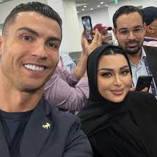 Here I am... Doing nothing! 🙃 Rudster 😎