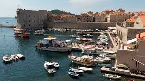 Doppelzimmer mit bad, ferienwohnung mit 1 schlafzimmer, ferienwohnung mit 2 schlafzimmer Bilder Von Dubrovnik Kroatien Boot Bucht Bootssteg Motorboot Stadte