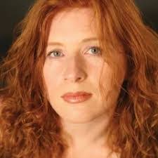 Caroline Waters's Instagram, Twitter & Facebook