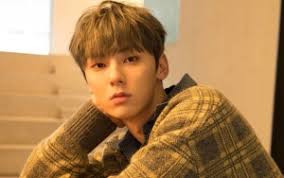 Twice = once · 8 . Fans Nu Est Kecewa Hwang Minhyun Hapus Nama Fandom Dari Bio Instagram Ini Kata Netter