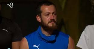 Survivor 2021 gönüllüler kadrosunda ayşe yüksel de yer alacak. Survivor Da Ayse Ye Kufur Eden Resat Diskalifiye Edilecek Mi