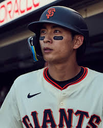 Jung. Hoo. Lee. The Giants' must-see entertainer has fans hanging on his  every move