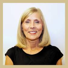 Congrats to Rachel Klimas (Cardiac PCU), Emily Yohe (Cardiac PCU), Hannah  Heyden (surgical services), Melissa Settle (Internal Medicine), and Lily  Shafer (NICU) for completing the Summer 3 nursing internship at Mayo Clinic