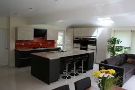 cuisine ouverte sur salon en 55 idees inspirantes salle a manger cuisine cuisine ouverte cuisine ouverte sur salon