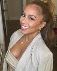 Terri Craft's Instagram, Twitter & Facebook