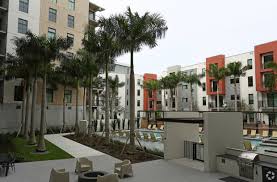 Four bedroom apartments average $1,310 and range from $570 to $2,750. The Pearl Apartments Tampa Fl Apartments Com