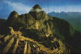Take A Look At This Amazing Machu Picchu Illusion Illusion Browse And Enjoy Our Huge Collection Amazing Optical Illusions Optical Illusions Illusion Pictures