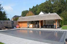 prive zwembad zwembaden zwembad solar