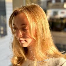 Amanda Clift (@amanda_bout_town) • Instagram photos and videos