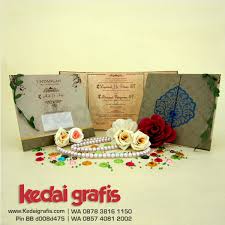 Contoh desain undangan pernikahan (2021). Undangan Pernikahan Contoh Undangan Pernikahan Motif Batik