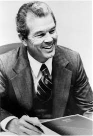 Robert Folsom's Instagram, Twitter & Facebook