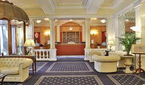 It is just 650 feet from the main square piazza de ferrari and from the palazzo ducale. Hotelinformationen Best Western Plus Hotel Genova Torino Italien