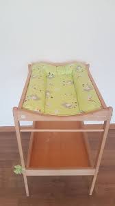 Jade, table à langer pliante fabriquée par combelle, présente une structure en hêtre massif avec un plateau en mélaminé. Achetez Table A Langer Occasion Annonce Vente A Cannes Et Clairan 30 Wb158048203