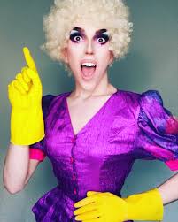 MARGO MARSHALL على X: "Look at moooi! A PSA from your favourite foxy Aussie  lady KATH DAY KNIGHT