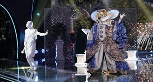Unter der maske steckte cassandra steen. Who Is The Leopard On The Masked Singer Clues And Top Guesses