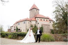 Zu stein gewordene geschichte geht eine harmonische verbindung mit den. Heiraten Und Feiern Auf Burg Wernberg Hochzeitsfotograf Nurnberg Bjorn Cordes