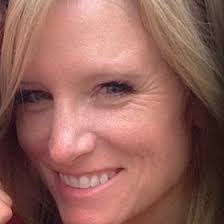 Lisa Shears's Instagram, Twitter & Facebook