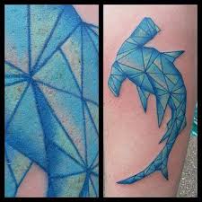 Pin By Mercedes Negron On Tat Insperation Shark Tattoos Hammerhead Shark Tattoo Tattoos