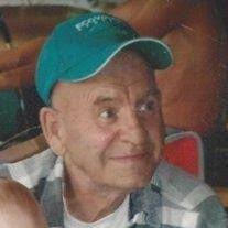 Toby Holman's Instagram, Twitter & Facebook