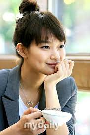 Shin Min Ah Piercing Beauty Cartilage Piercing