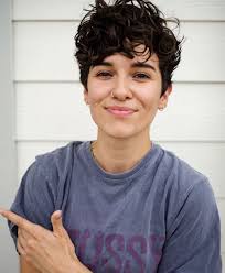 These short curly haircuts are ideal for men who prefer tightly cropped hair an inch long. Pin By Laetizia On Hair Androgynous Hair Lesbian Hair Tomboy Hairstyles