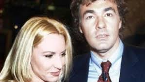 Caso genovese, massimo giletti legge le dichiarazioni di sara, la fidanzata di alberto genovese, sulla notte in cui si sarebbe consumata la violenza. Massimo Giletti Vita Carriera L Arena Fidanzata Eta Giornalista
