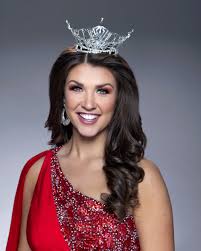 Forever Miss NDs — Miss North Dakota Scholarship Organization