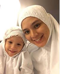 Syuhada esa 1 марта 1994. Foto Terkini An4k Kembar Nurul Syuhada Nurul Ain Cvri Perhatian Viral My