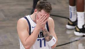 Hochwertige deutschland geschenke und merchandise. Nba Luka Doncic Von Der Rolle Ruckschlag Fur Die Dallas Mavericks Mavs Gehen In Memphis Baden