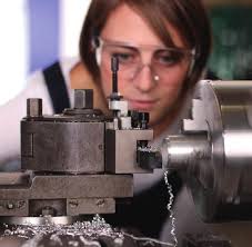 ANREGUNGEN UND ENTWÜRFE FÜR DIE FRAUENARBEIT