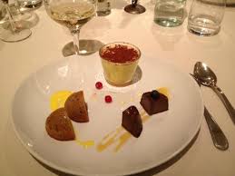 Visualizza altre idee su dolci, dessert in piatto, ricette. Il Dolce Un Esplosione Di Gusto Foto Di Stefano Fanti Al Ristorante Circolo Dei Lettori Torino Tripadvisor