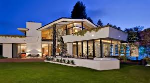 Kira tak payah pening kepala nak balik kampung ke apa kan, time. Ini 9 Selebriti Dunia Yang Memiliki Rumah Termahal Rumah Dan Gaya Hidup Rumah Com