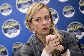Giorgia meloni (born 15 january 1977) is an italian politician. Giorgia Meloni The Photo Appears As A Young Man It Doesn T Look Like Her Unrecognizable Ruetir