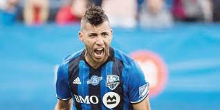 إنها لعبة لاعب ضد لاعبين حيث يقاتل ما يصل إلى مائة لاعب في معركة وحدة في تنزيل بوب جي، وهو نوع من ألعاب مواجهة الموت حيث يقاتل اللاعبون للبقاء على قيد الحياة في بوب جي. Ø§Ù„Ø¹ÙŠÙ† ÙŠØªØ¹Ø§Ù‚Ø¯ Ù…Ø¹ Ø³ÙÙŠØ± ØªØ§ÙŠØ¯Ø± Ù„Ø§Ø¹Ø¨ Ø¥Ù†ØªØ± Ù…ÙŠÙ„Ø§Ù† Ø§Ù„Ø³Ø§Ø¨Ù‚