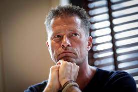Doch nicht alle bejubeln den schauspieler für. Til Schweiger Uber Den Tod Seiner Mutter Kann Man Niemals Verarbeiten Gala De