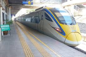 It's our first time boarding the classic train from the hat yai junction to padang besar in an hour journey of 50 baht fare per person. Thailand To Malaysia Train Border Crossing At Padang Besar Bangkok To Kuala Lumpur Flashpacking Kerala