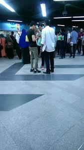 الوطن من على مقاعد كبار السن بالمترو بعد النص تذكرة المعاش يدوبك مصر الوطن