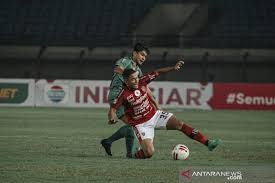 Kerja keras, disiplin, fokus, mental yang kuat, serta doa yang tulus menjadi kunci sukses kadek agung hingga membuktikan dirinya layak mendapat julukan the rising star. Pss Goes To The Semifinals After Beating Bali United Through Penalty Shootouts