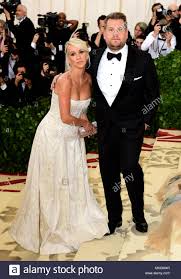 Star of the late late show, james corden, and his wife julia carey, announced the arrival of their third child this week. James Corden Und Julia Carey An Der Metropolitan Museum Der Kunst Kostum Institut Benefiz Gala 2018 In New York Usa Press Association Foto Bild Datum Bild Datum Montag 7 Mai 2018 Siehe Pa