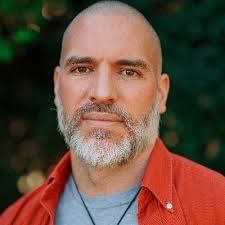 Simon Day (@simondangerday)