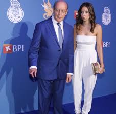 Heute züchtet er die beeindruckenden huftiere. Benfica Fc Bayern Wie Die Verletztenmisere Die Rotation Im Fcb Team Verandert Welt