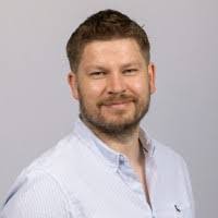 Giles Baxter's Instagram, Twitter & Facebook