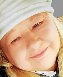 Hannah Caron's Instagram, Twitter & Facebook