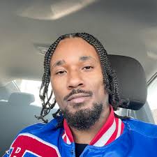 If he texts you this ladies just know you almost lost him!!!! 😅😂🤷🏾‍♂️