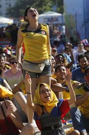 Toda la información sobre fútbol colombiano y fútbol internacional. Photogenic Fans Of The World Cup Day 3 Soccer Fans World Cup Hot Football Fans