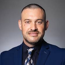 Daniel Arvizu's Instagram, Twitter & Facebook