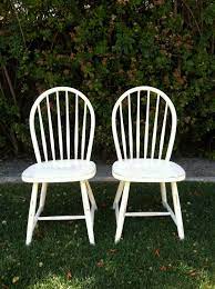 Set Of 6 Shabby Chic White Chairs Distressed Wood Spindle Chairs Dining Chair Kitchen Chairs Painted Wh White Shabby Chic Shabby Chic Vintage Shabby Chic