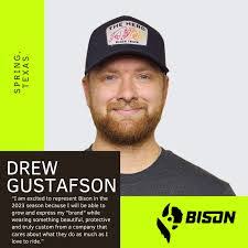 Chris Beddingfield's Instagram, Twitter & Facebook